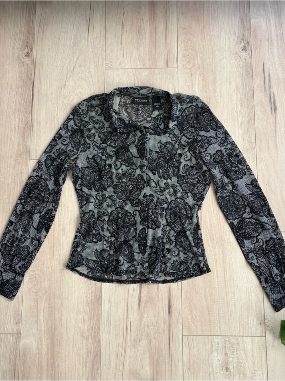 New York & Company Black Floral Button Up
